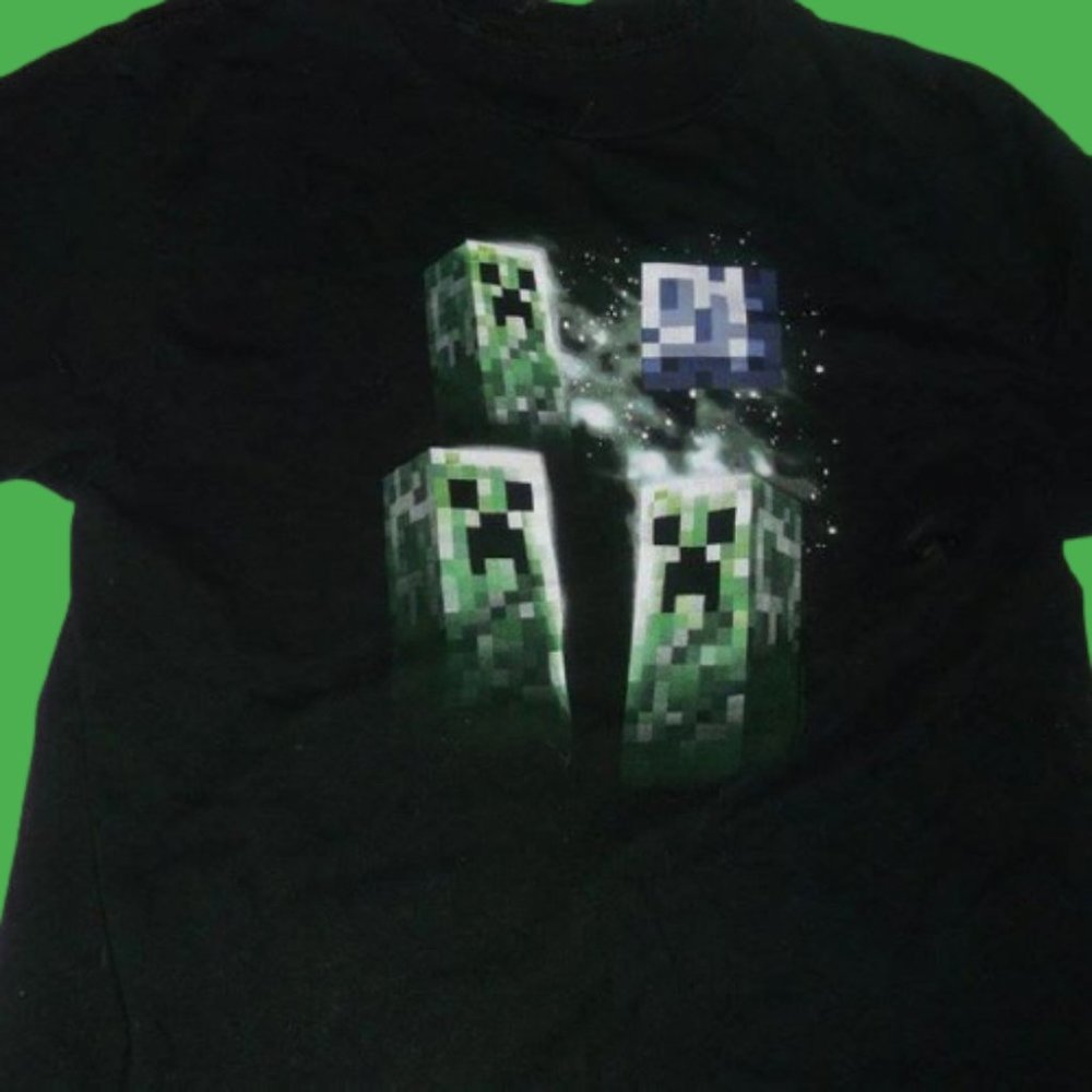 --- Minecraft BlackT-Shirt Boy XL
